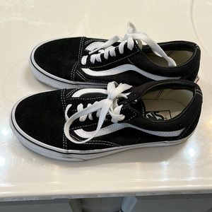 Vans women’s 6 shoes